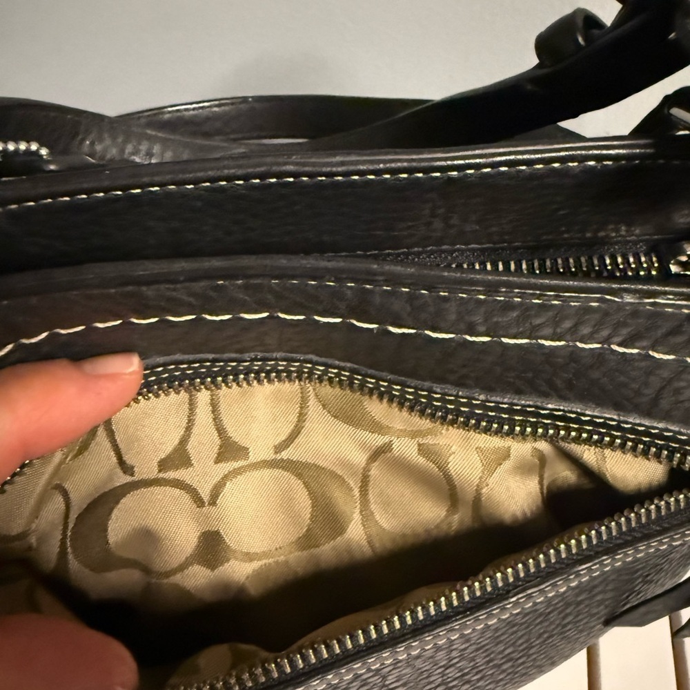 COACH Vintage “k043-5055 Soft Black PEBBLED Leather HAMPTON Satchel Handbag EUC - Picture 4 of 10